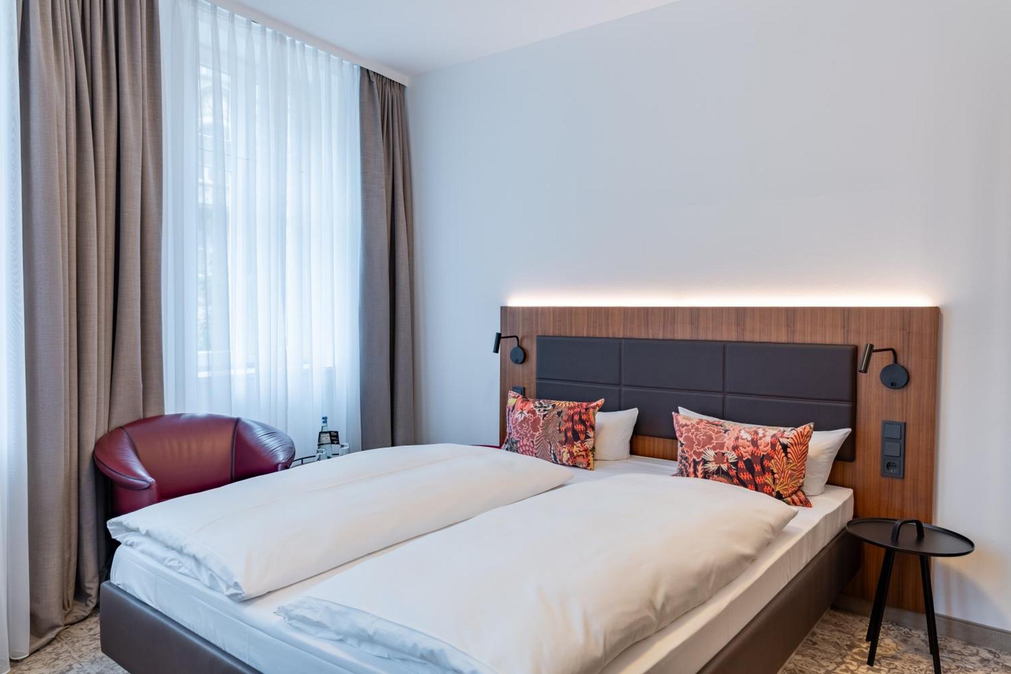 Hotel Alma Am Anger Erfurt Extérieur photo